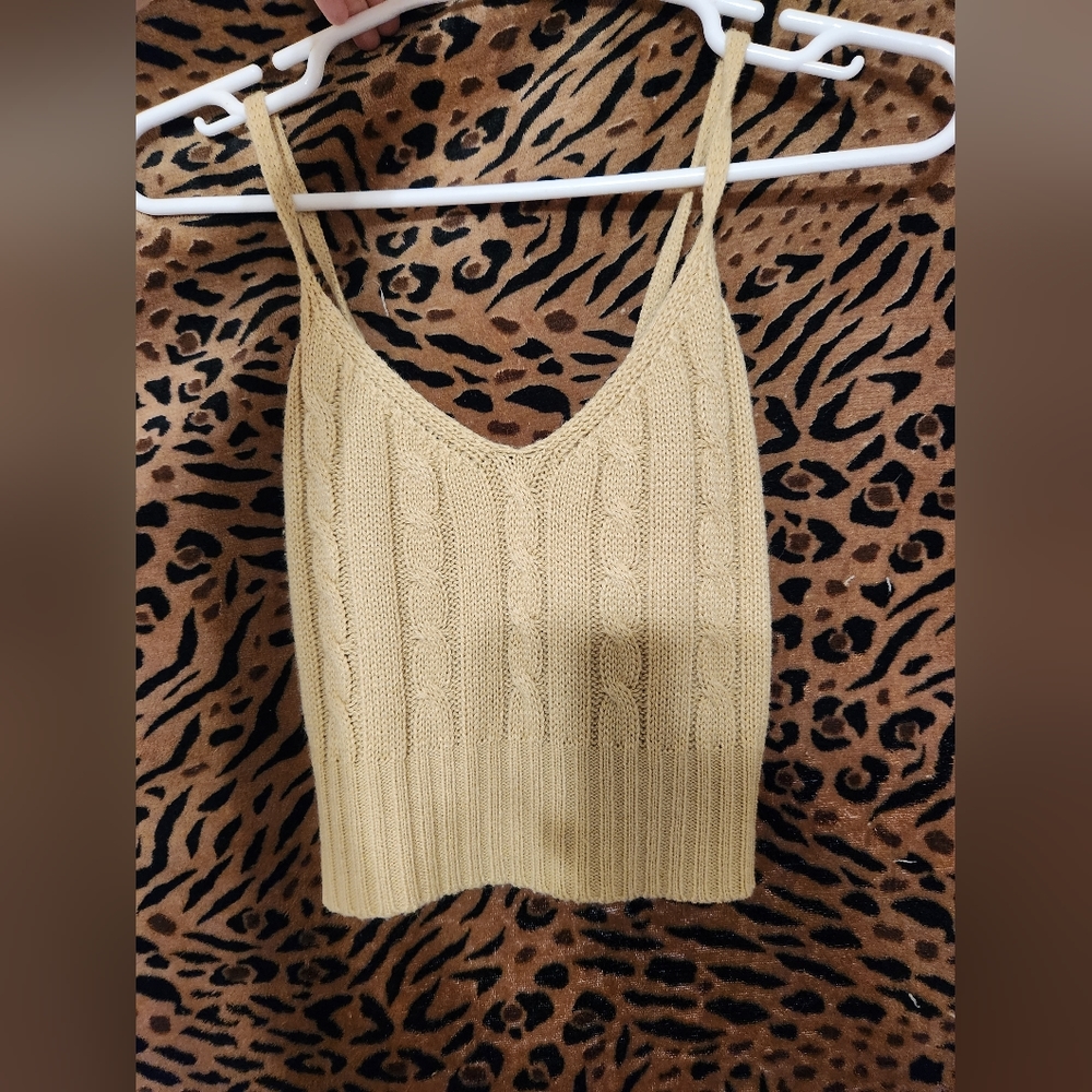 Pretty cream colored crop top